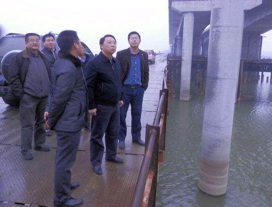 南昌市委常委、副市長劉建洋蒞臨昌南大道東延工程項(xiàng)目現(xiàn)場檢查指導(dǎo)工作